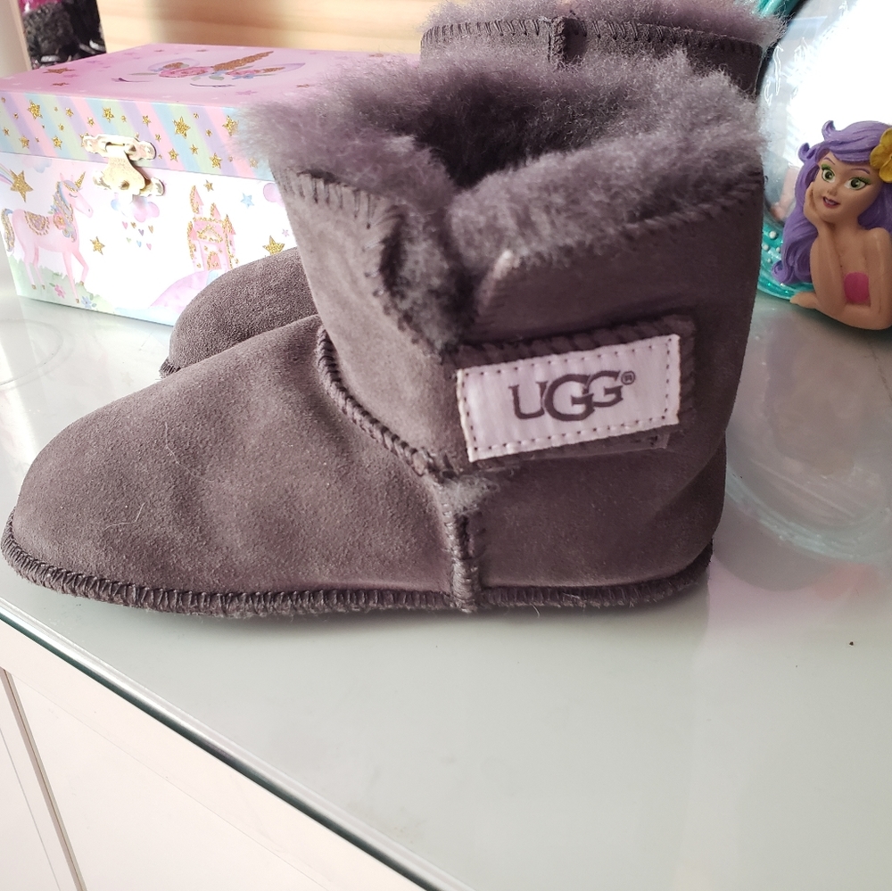Used Toddler uggs